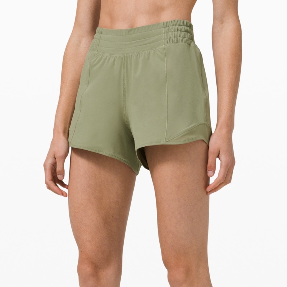 Lululemon Hotty Hot High-Rise Short 4”